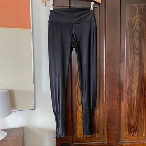 Alexis REN Active Zipper Black Workout Legging Small